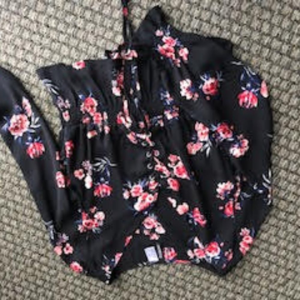 long sleeve flowy Crop Blouse